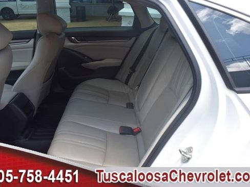 Used 2019 Honda Accord LX image 19