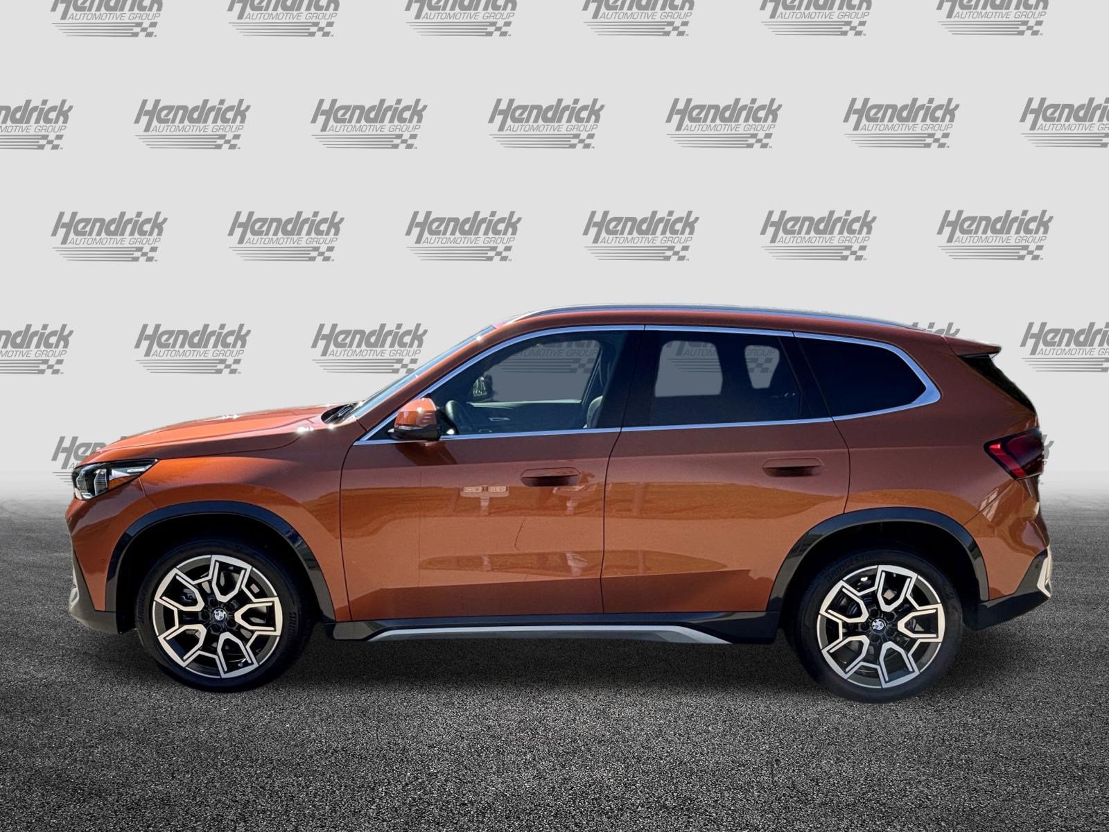 Certified 2025 BMW X1 xDrive28i AWD/4WD image 7