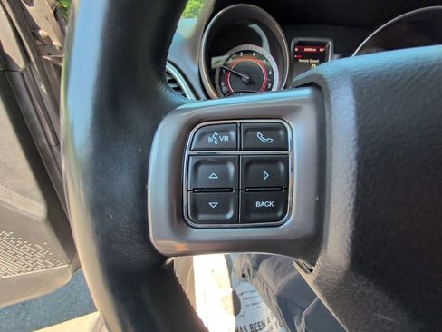 Used 2015 Dodge Journey Crossroad w/ Flexible Seating Group AWD/4WD image 18