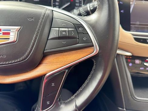 Used 2018 Cadillac XT5 Platinum w/ Driver Assist Package AWD/4WD image 29