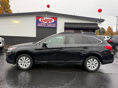 Used 2019 Subaru Outback 2.5i Premium AWD/4WD image 4