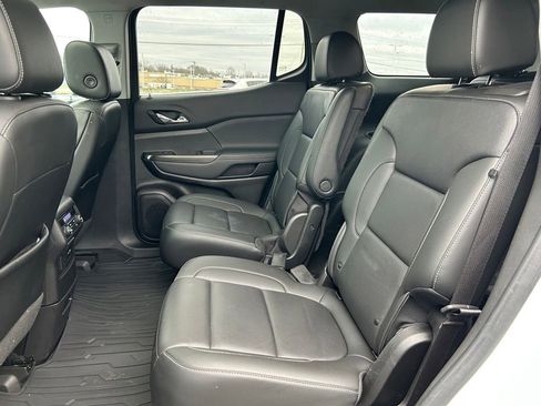 Used 2021 GMC Acadia SLT w/ Elevation Edition image 25