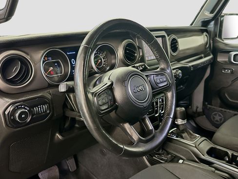 Used 2022 Jeep Wrangler Sport S image 18