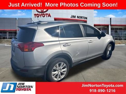 Used 2015 Toyota RAV4 Limited w/ Technology Package image 5
