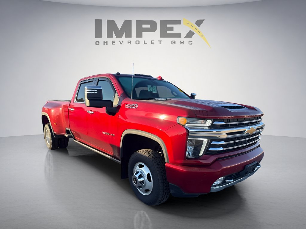 Used 2023 Chevrolet Silverado 3500 High Country w/ Technology Package AWD/4WD image 7