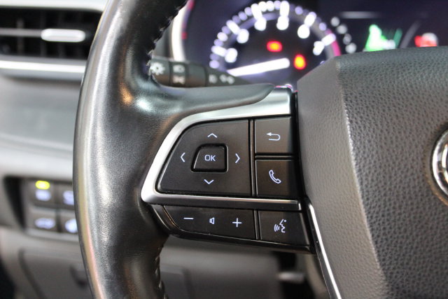 Used 2020 Toyota Highlander Platinum AWD/4WD image 16