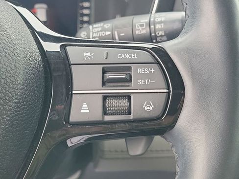 Used 2023 Honda Pilot Elite image 37