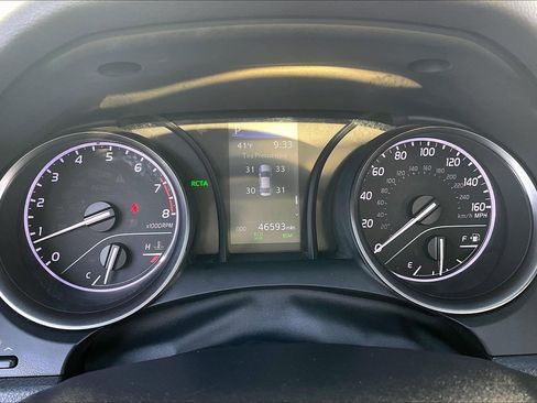 Used 2022 Toyota Camry SE w/ Cold Weather Package image 25