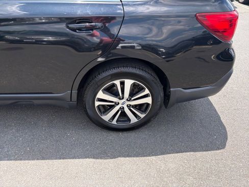 Used 2019 Subaru Outback 2.5i Limited AWD/4WD image 26