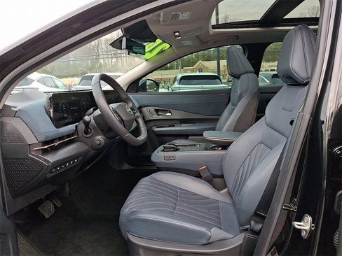 Used 2024 Nissan Ariya AWD image 14