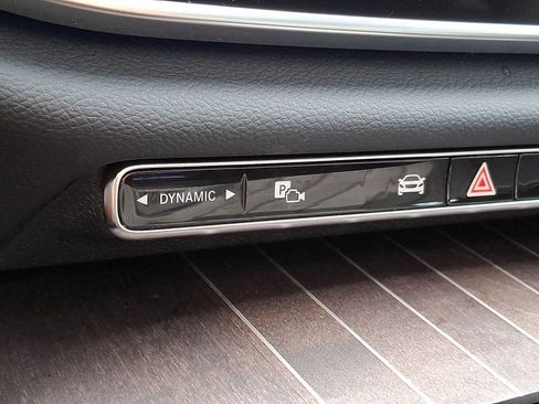 Used 2024 Mercedes-Benz E 350 4MATIC Sedan image 19