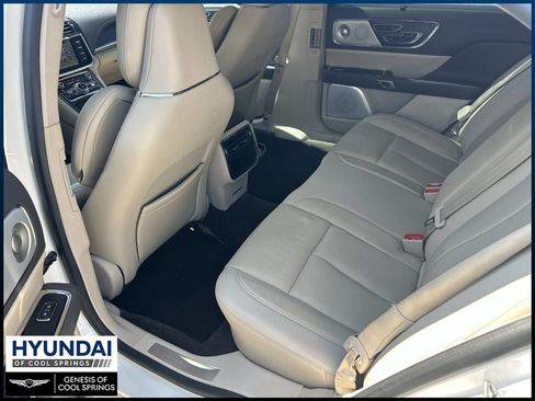 Used 2018 Lincoln Continental Reserve w/ Rear-seat Package AWD/4WD image 20