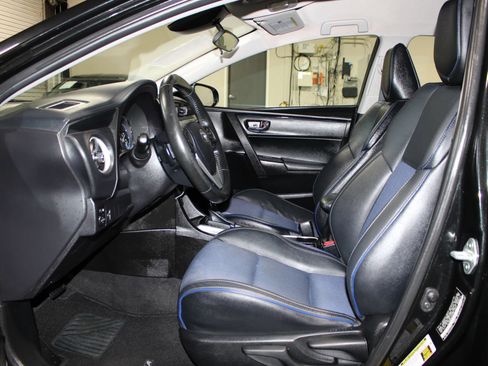 Used 2019 Toyota Corolla SE FWD image 8