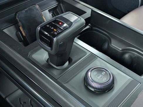 New 2026 GMC Hummer EV SUV AWD/4WD image 24