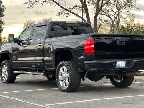 Used 2019 Chevrolet Silverado 3500 LTZ w/ Duramax Plus Package image 6