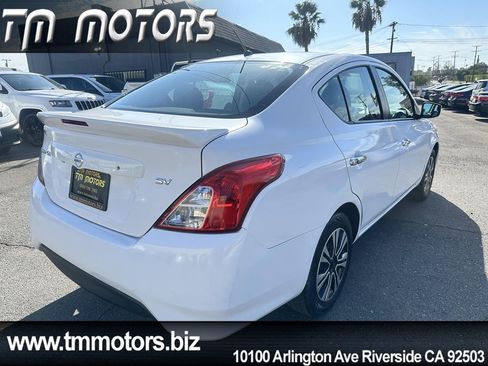 Used 2019 Nissan Versa SV FWD image 19