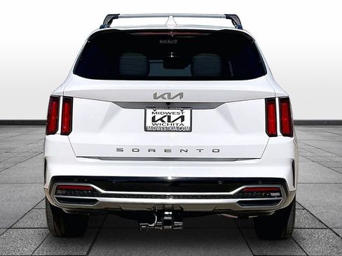 Used 2022 Kia Sorento SX FWD image 4