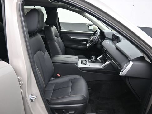 Used 2024 MAZDA CX-90 3.3 Turbo w/ Premium Package AWD/4WD image 28
