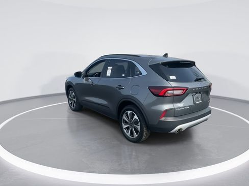 Used 2025 Ford Escape Platinum image 6