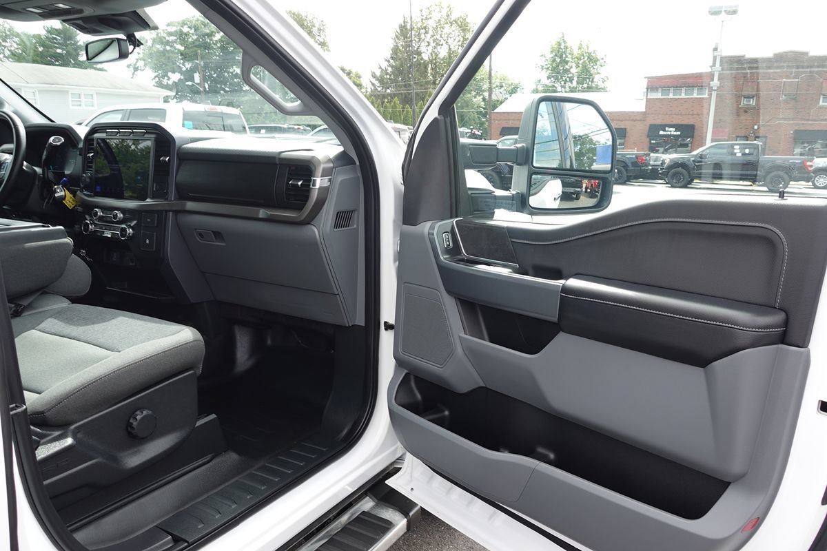 Used 2024 Ford F150 XLT w/ FX4 Off-Road Package AWD/4WD image 36