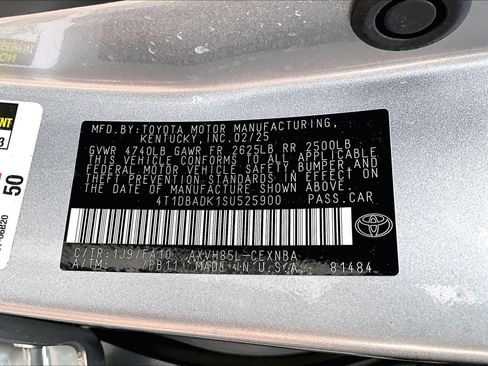 Used 2025 Toyota Camry LE AWD/4WD image 33