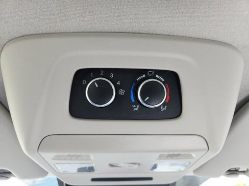 Used 2023 Ford Transit 350 XL image 35