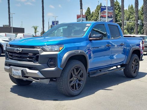 Used 2023 Chevrolet Colorado Trail Boss w/ LPO, Dark Essentials Package AWD/4WD image 28