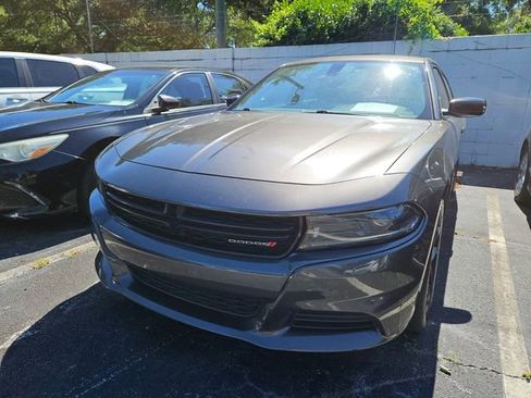 Used 2023 Dodge Charger SXT RWD image 2