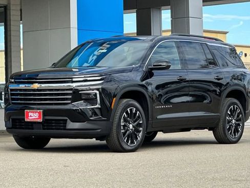 New 2026 Chevrolet Traverse LT w/ Sun and Wheel Package image 10