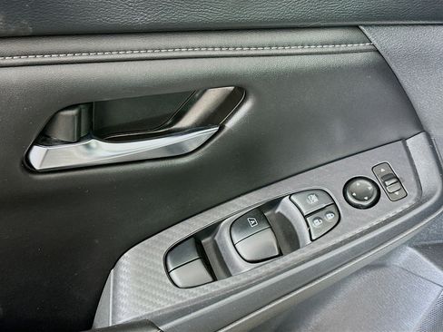 Used 2023 Nissan Sentra SV image 15