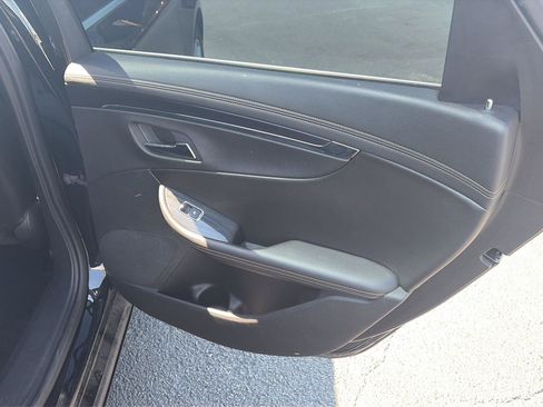Used 2016 Chevrolet Impala LT w/ Leather Package FWD image 14
