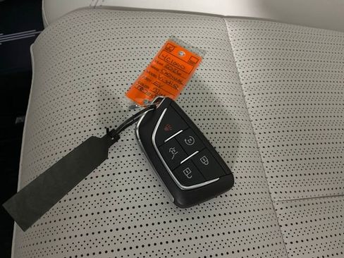 New 2026 Cadillac Vistiq Sport w/ LPO, Floor Liner Package image 44