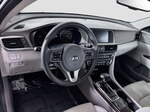 Used 2016 Kia Optima EX w/ Premium Package FWD image 10