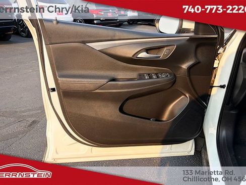 Used 2024 Buick Envista Preferred w/ Convenience I Package FWD image 14