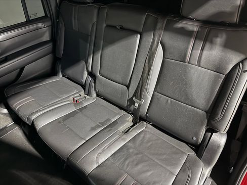 Used 2021 Chevrolet Suburban RST image 35