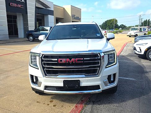 Used 2021 GMC Yukon SLT w/ SLT Luxury Plus Package RWD image 4