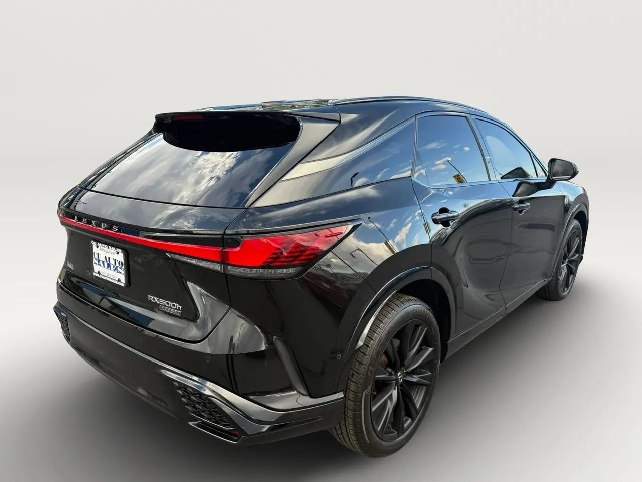 Used 2023 Lexus RX 500h F Sport w/ Cold Area Package AWD/4WD image 3