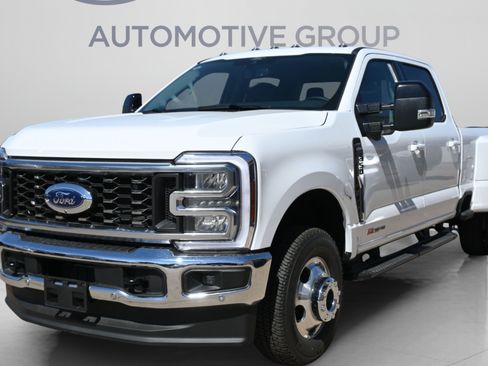 Used 2026 Ford F350 Lariat w/ Lariat Premium Package AWD/4WD image 1