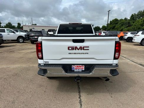 Used 2025 GMC Sierra 2500 Pro w/ 1SA Pro Safety Plus Package AWD/4WD image 4