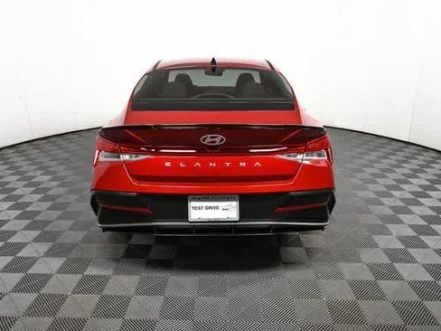 New 2026 Hyundai Elantra SEL Sport Premium image 7