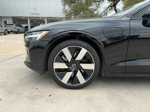 Certified 2023 Volvo S60 T8 Plus image 9