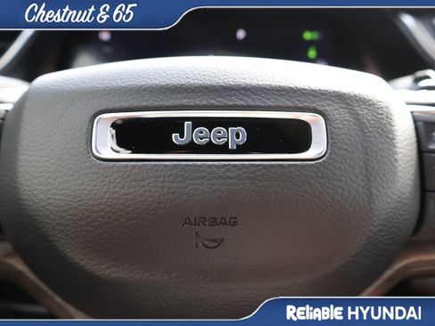 Used 2024 Jeep Grand Cherokee Limited 4xe AWD/4WD image 29
