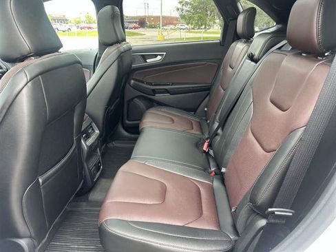 Used 2020 Ford Edge Titanium w/ Equipment Group 301A AWD/4WD image 47