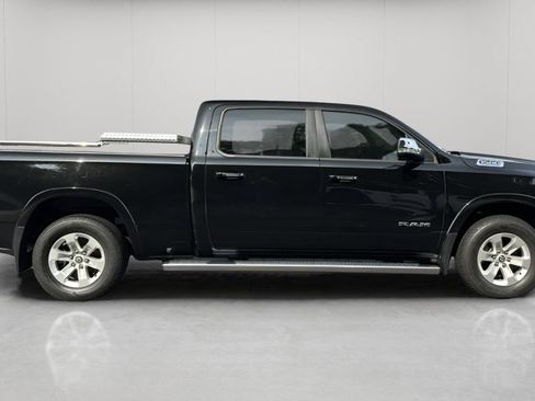 Used 2022 RAM 1500 Laramie AWD/4WD image 6