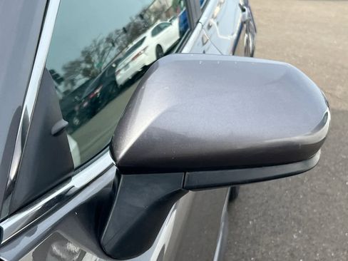 Used 2019 Toyota Camry SE image 21