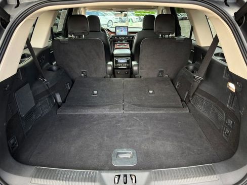 Used 2023 Lincoln Aviator Grand Touring AWD/4WD image 46