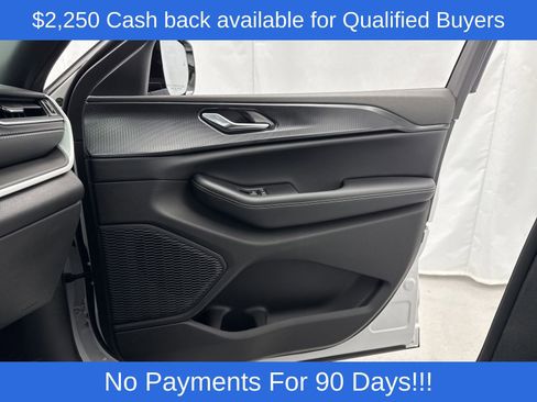 New 2025 Jeep Grand Cherokee Altitude AWD/4WD image 19