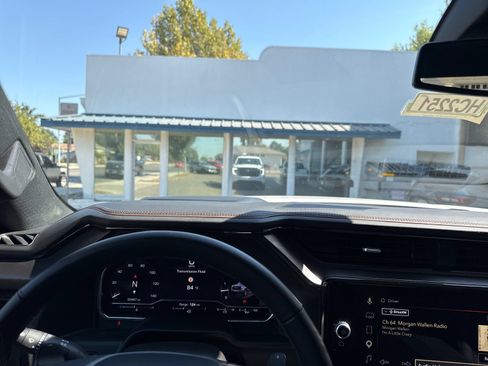 Used 2025 GMC Sierra 1500 AT4 AWD/4WD image 13