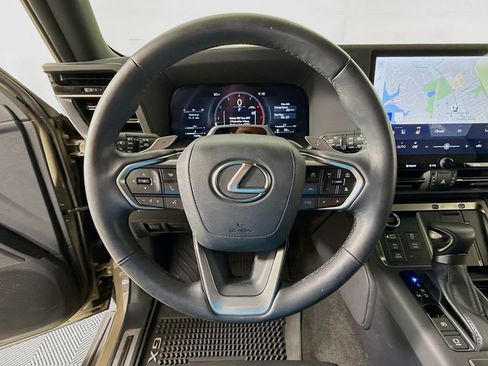 Used 2024 Lexus GX 550 AWD/4WD image 11