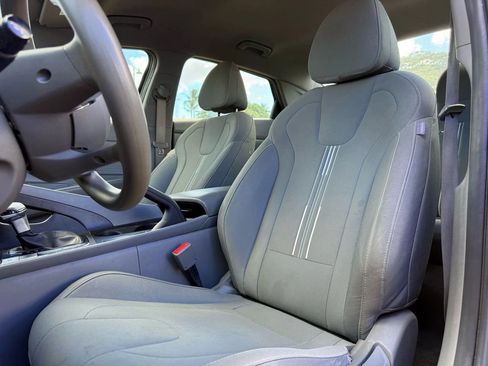 Used 2021 Hyundai Elantra SEL image 8